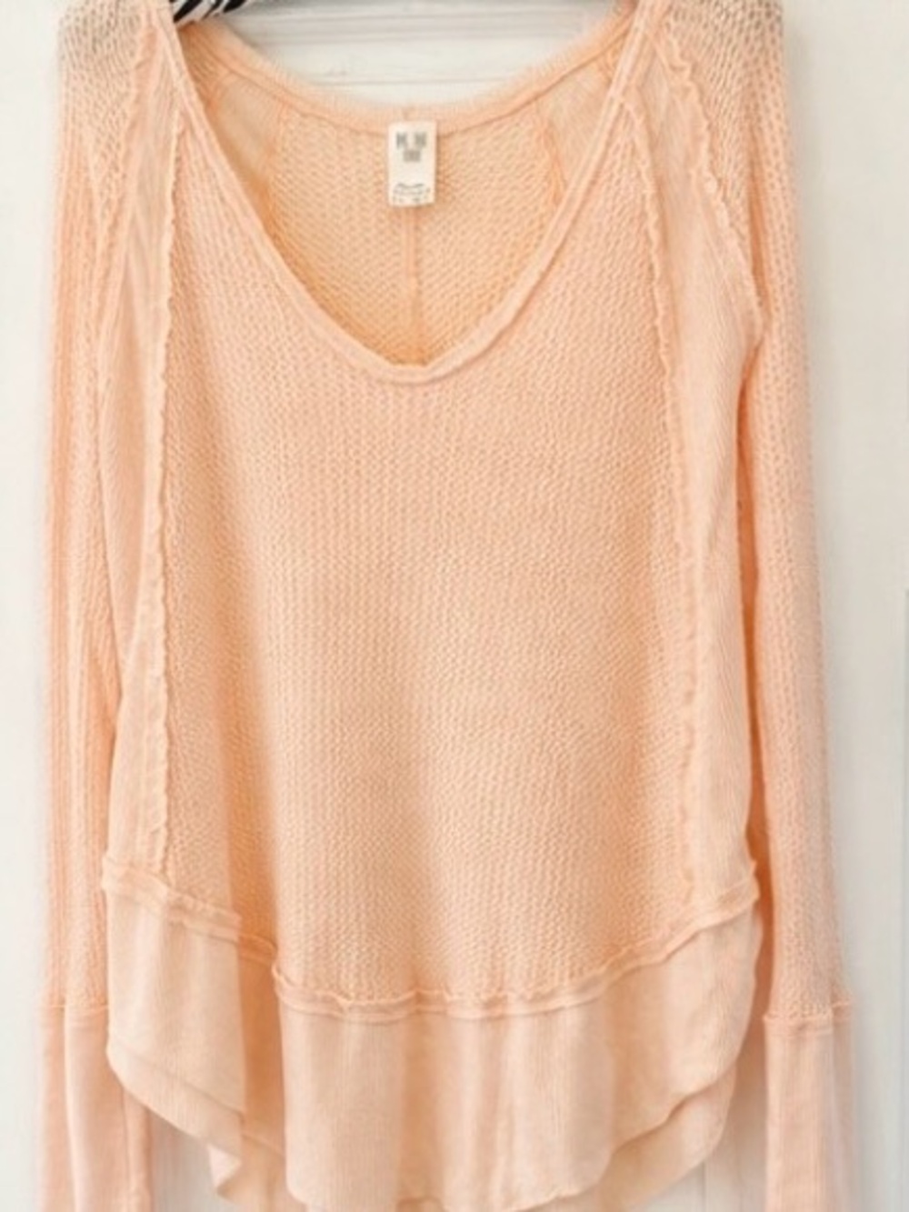 Light Pink Layered Hem Knit Top - - Picture 5 of 6